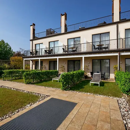 Villa Luisa Resort & Luxury Apartments-3